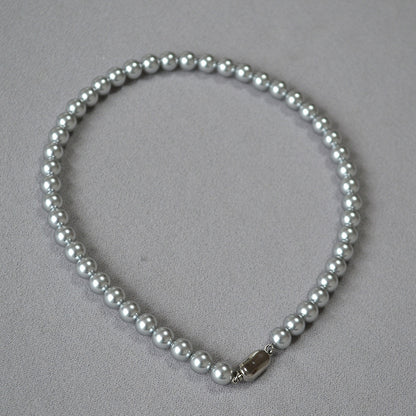 Beautiful Pearl Necklace with Unique Style