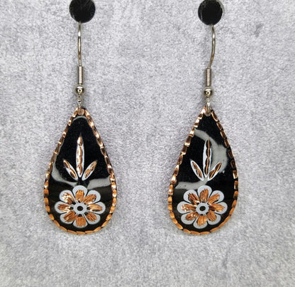 Stunning Gold Earring for Daily Wear