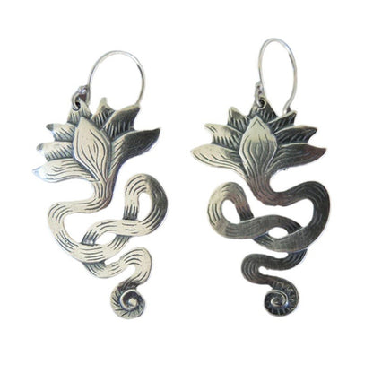 Charming Earring for Any Occasion