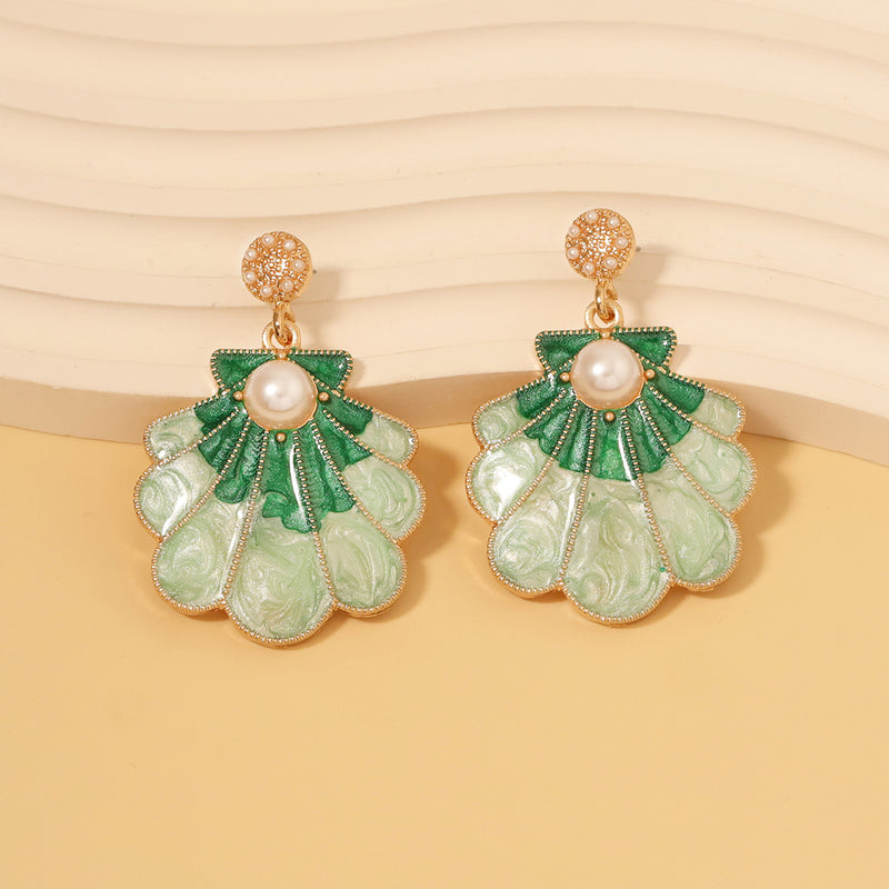 Romantic Pearl Earring for Special Moments