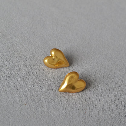 Vintage Handmade Gold Earring