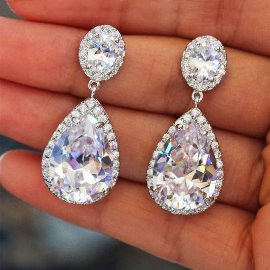 Charming Earring for Any Occasion