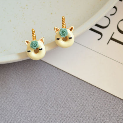 Beautiful Gold Earring with Unique Style