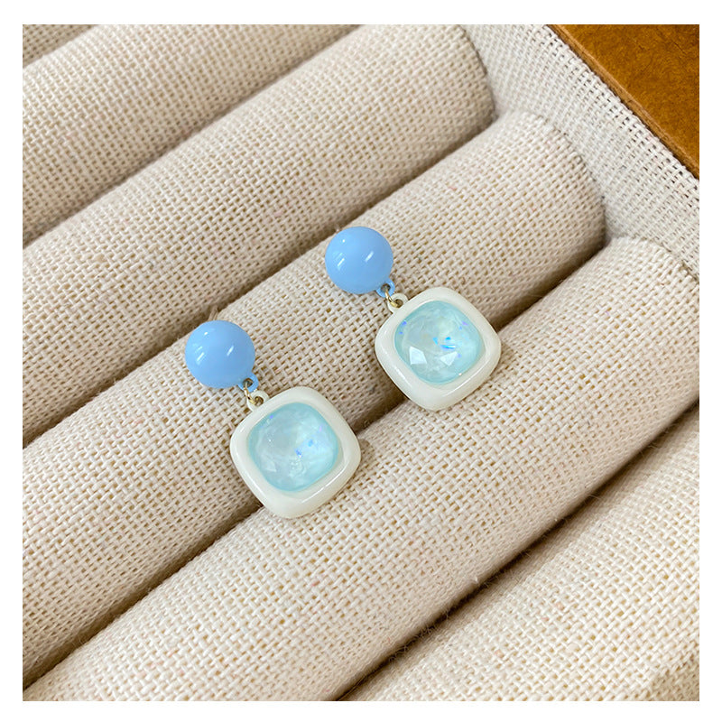 Vintage Handmade Earring