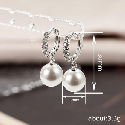 Stunning Pearl Earring for Daily Wear
