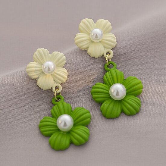 Beautiful Earring with Unique Style