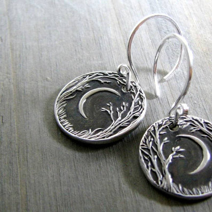 Charming Earring for Any Occasion