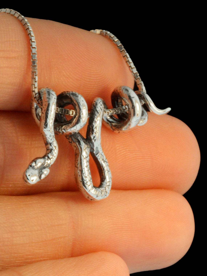 Charming Necklace for Any Occasion
