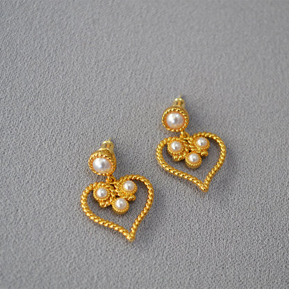 Beautiful Silver Earring with Unique Style