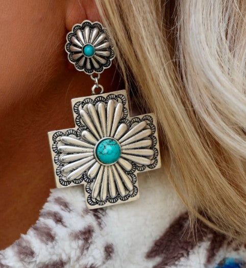 Vintage Handmade Earring