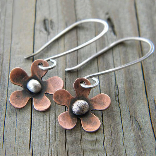 Romantic Silver Earring for Special Moments