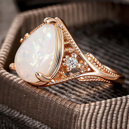 Charming Piece for Any Occasion