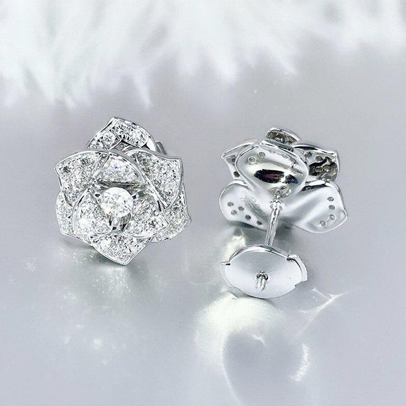 Elegant Earring for Every Occasion