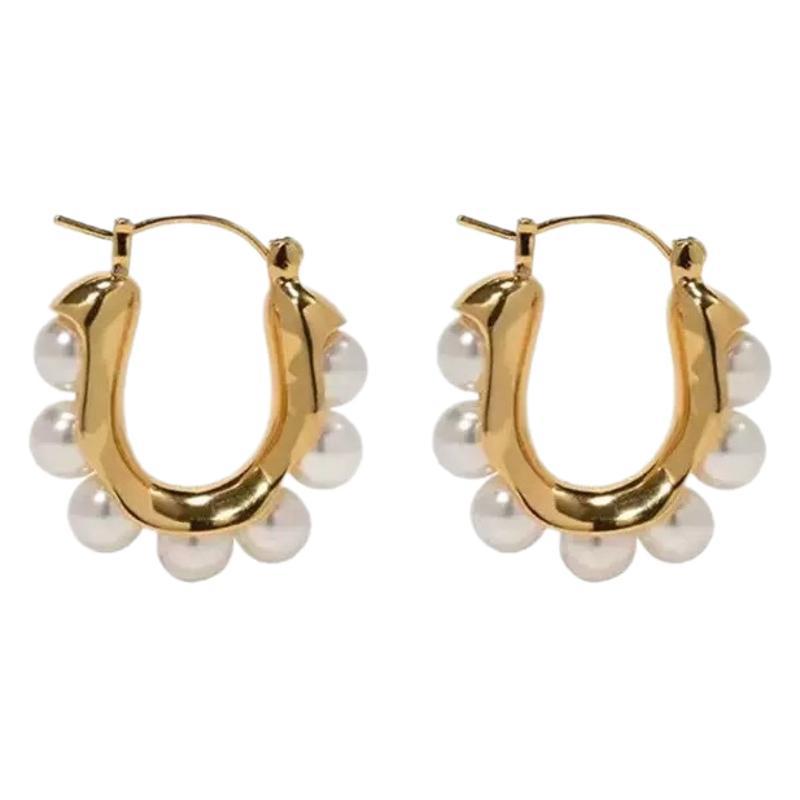 Romantic Pearl Earring for Special Moments