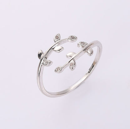 Charming Gold Ring for Any Occasion