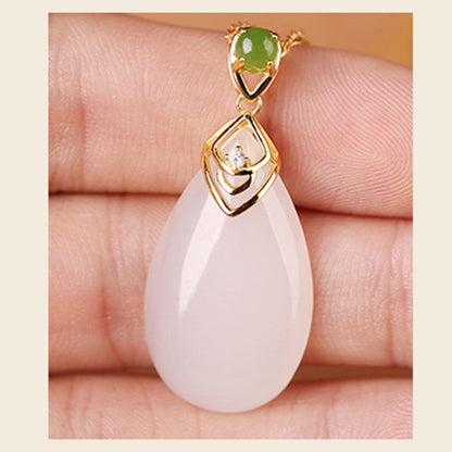 Charming Gold Necklace for Any Occasion