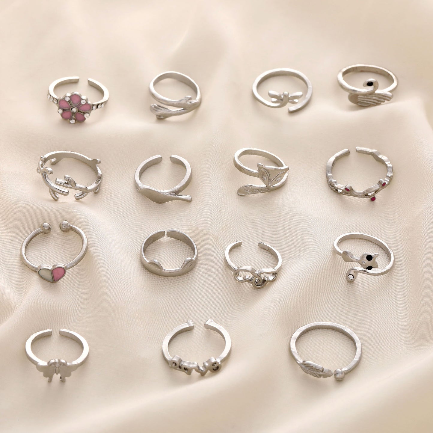 Beautiful Set with Unique Style