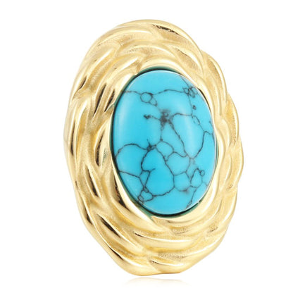 Classic Gold Earring with Timeless Appeal
