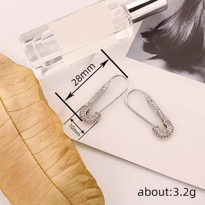 Charming Earring for Any Occasion