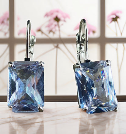 Stunning Earring for Daily Wear