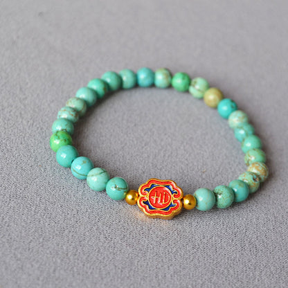 Classic Gold Bracelet with Timeless Appeal