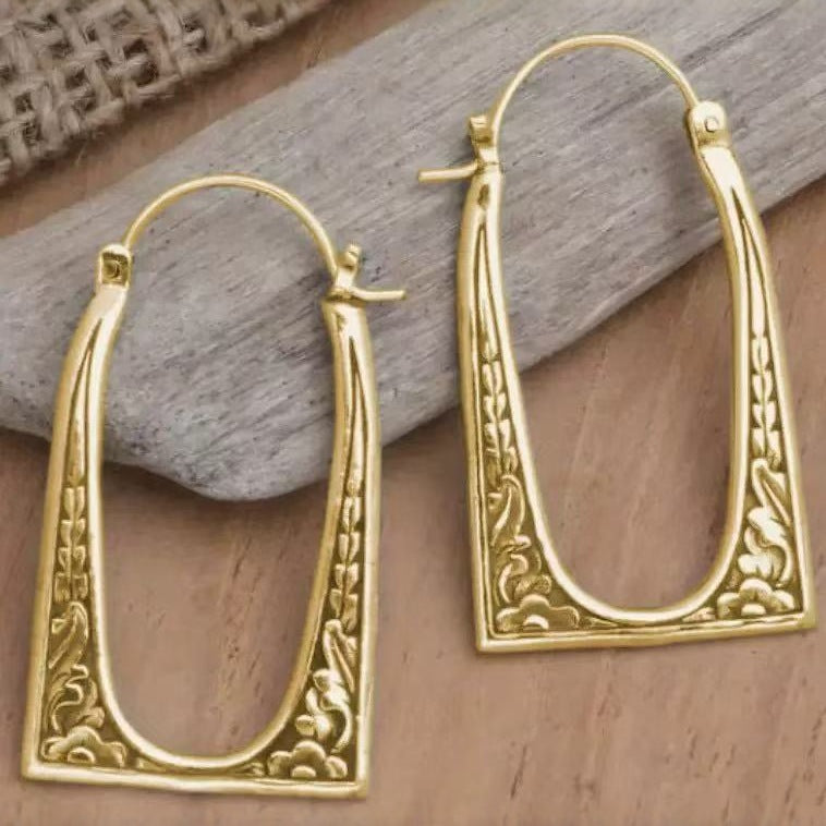 Classic Earring with Timeless Appeal