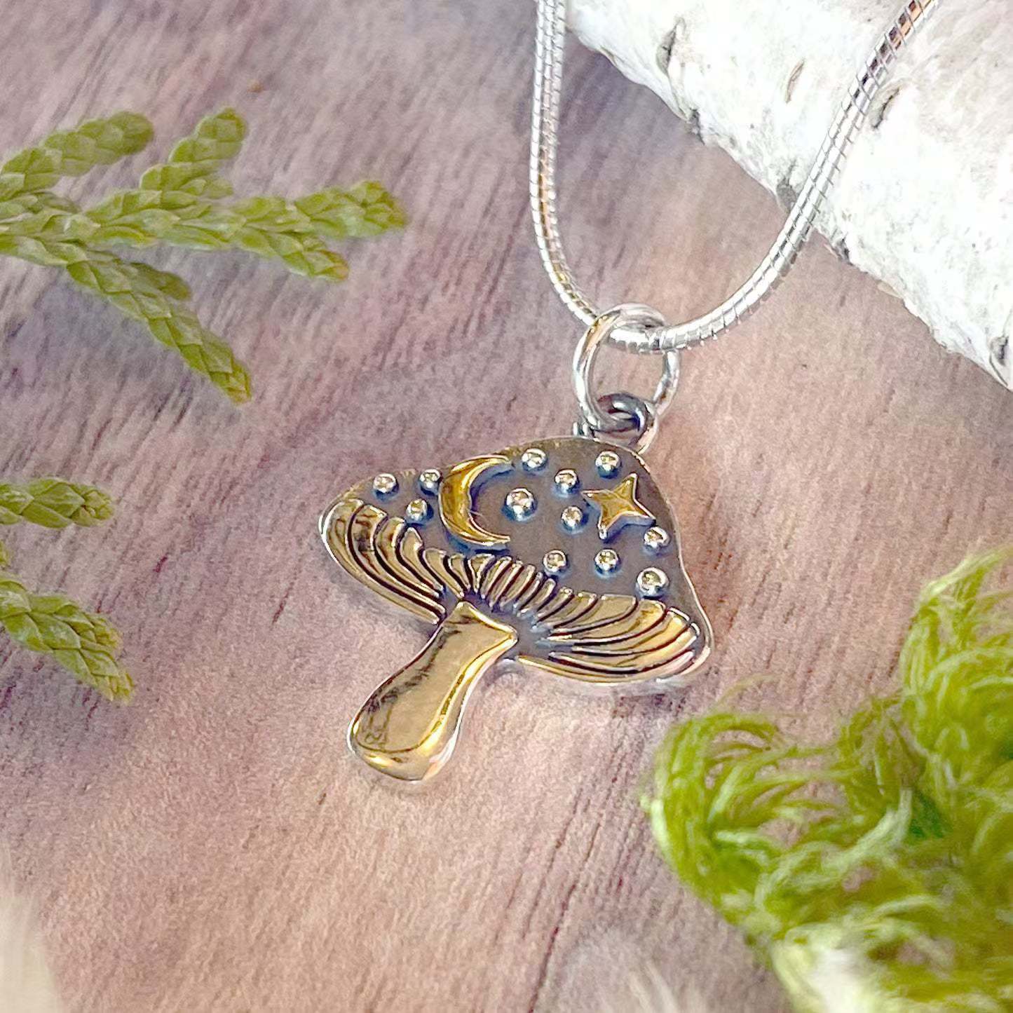 Classic Necklace with Timeless Appeal