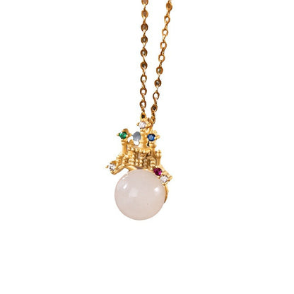 Beautiful Gold Necklace with Unique Style