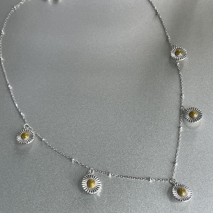 Charming Piece for Any Occasion
