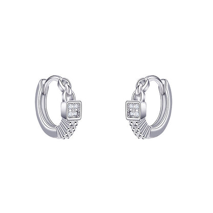 Classic Earring with Timeless Appeal