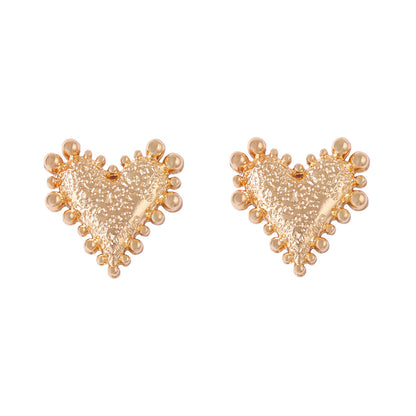 Charming Piece for Any Occasion