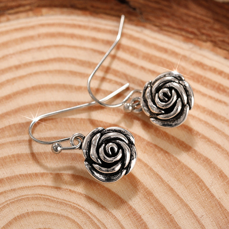 Classic Earring with Timeless Appeal
