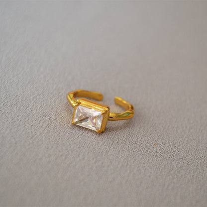 Stunning Gold Ring for Daily Wear