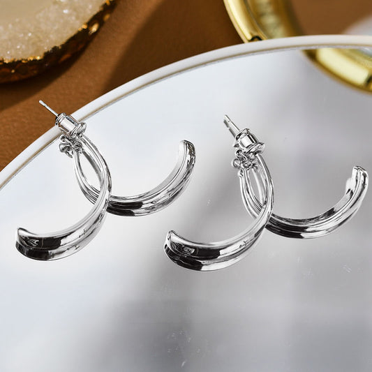 Charming Piece for Any Occasion