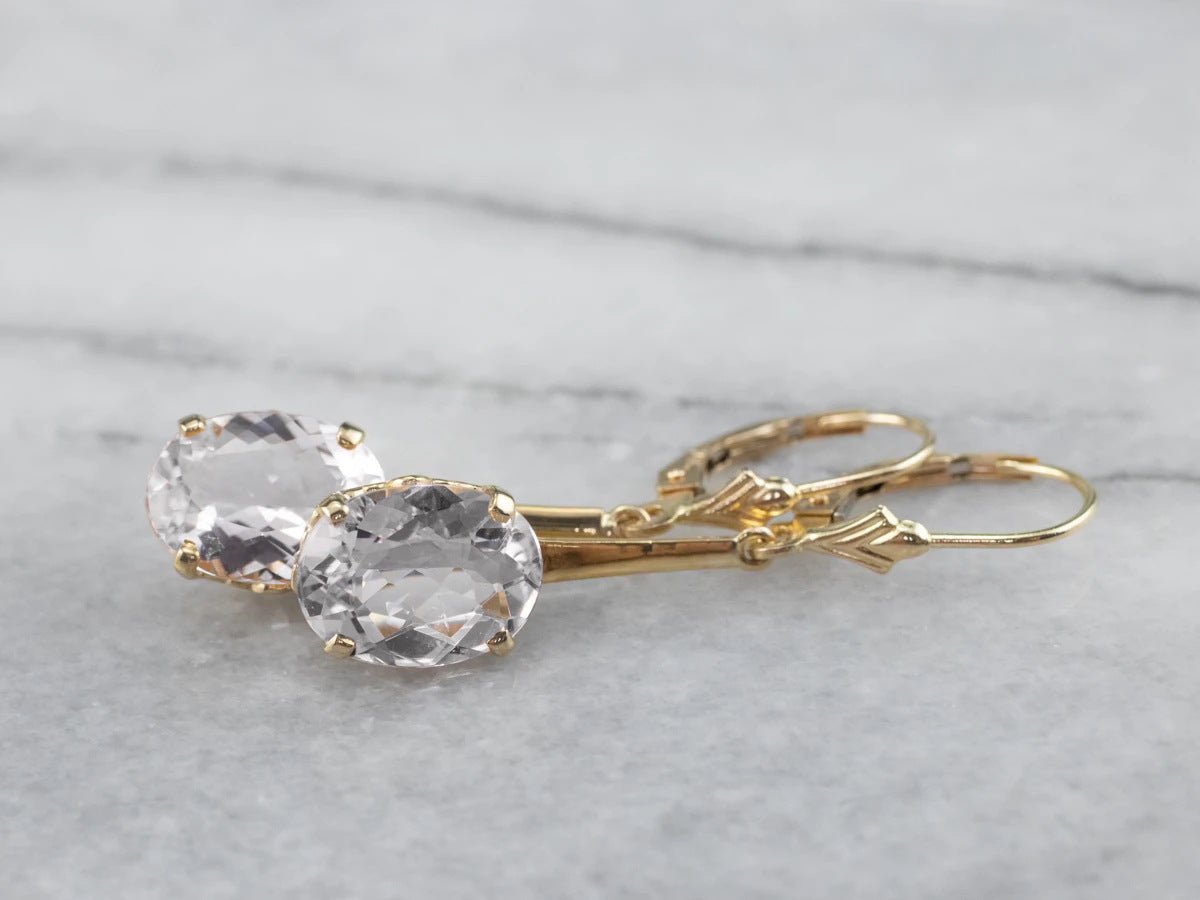 Charming Earring for Any Occasion