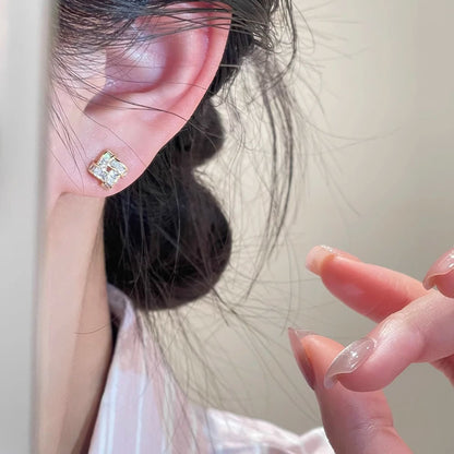 Romantic Earring for Special Moments