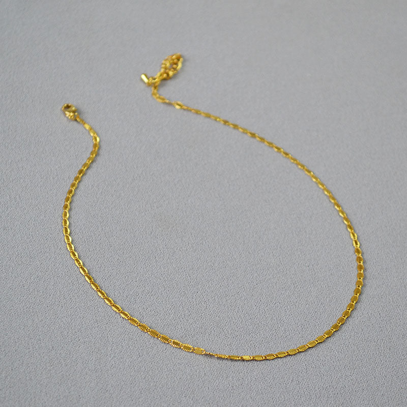 Stunning Gold Necklace for Daily Wear