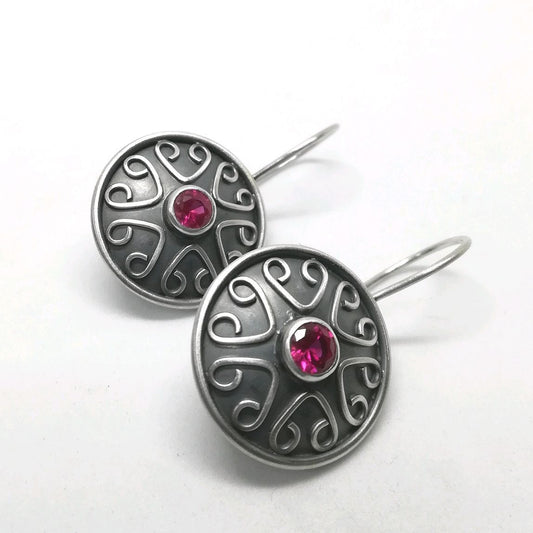 Charming Silver Earring for Any Occasion