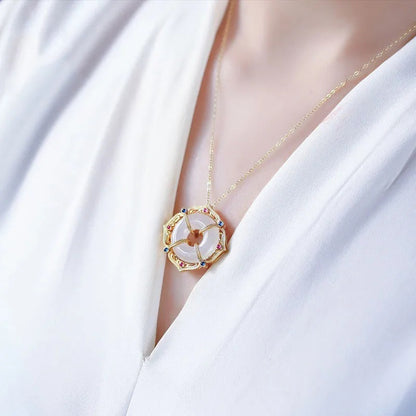 Classic Silver Necklace with Timeless Appeal