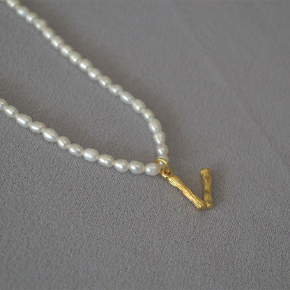 Romantic Pearl Necklace for Special Moments