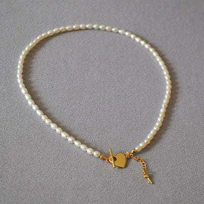 Romantic Pearl Necklace for Special Moments
