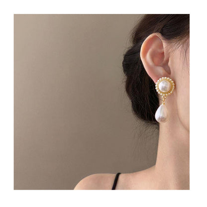 Charming Pearl Earring for Any Occasion