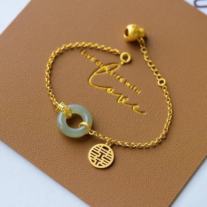 Romantic Gold Bracelet for Special Moments