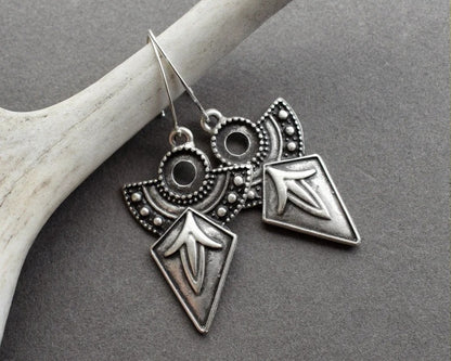 Classic Earring with Timeless Appeal