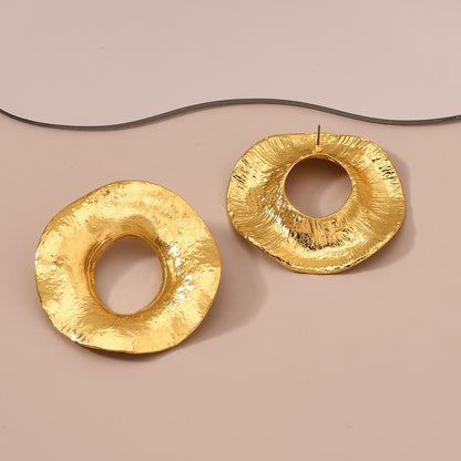 Classic Earring with Timeless Appeal