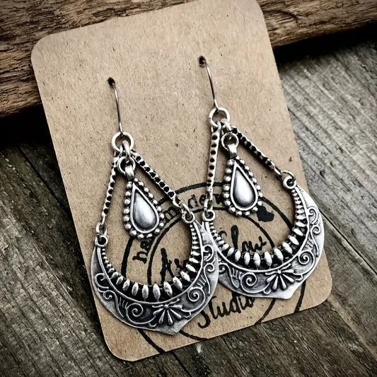 Classic Earring with Timeless Appeal