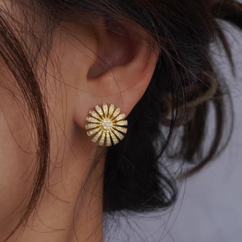 Elegant Earring for Every Occasion