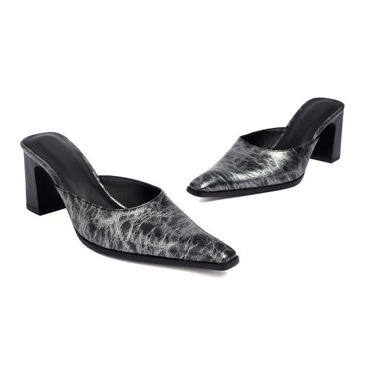 Graceful Orthopedic Sandals for Modern Look