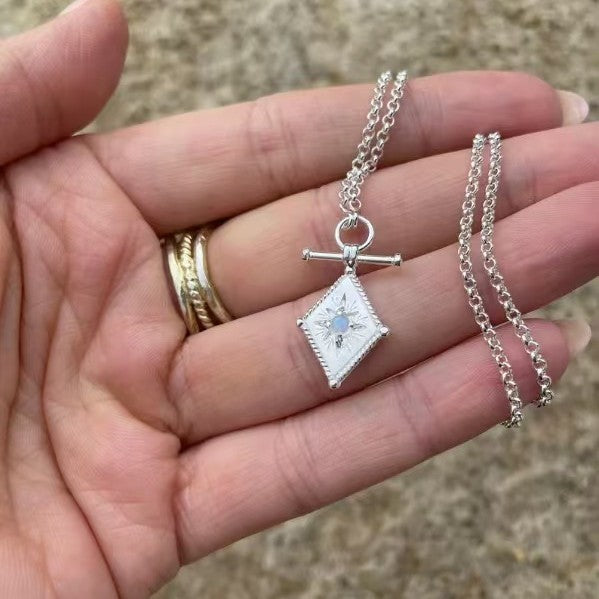 Romantic Necklace for Special Moments