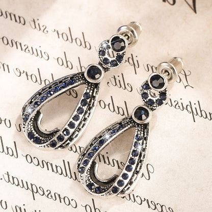 Charming Earring for Any Occasion
